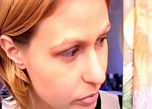 Zus wil enorme pik van broer pijpen